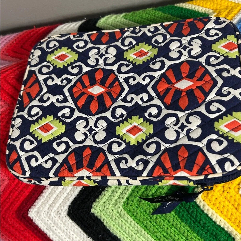 Vera Bradley Tablet Sift Case - Picture 4 of 8